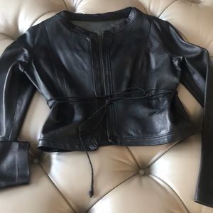 Blk leather crop jacket